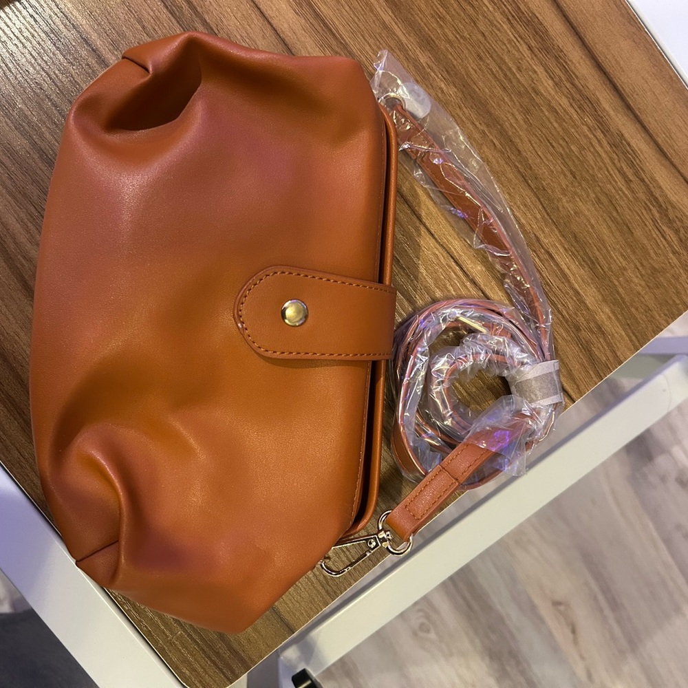 Crossbody brown purse